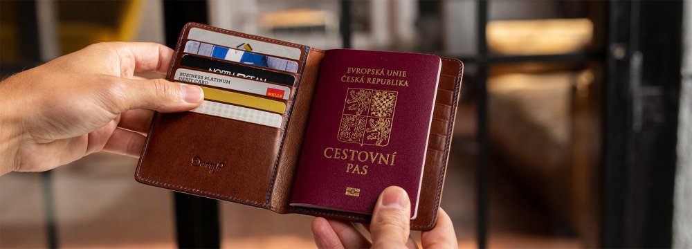 Leather passport case dark brown slideshow