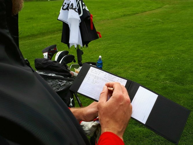 Pouzdro na zápisník na golf černá