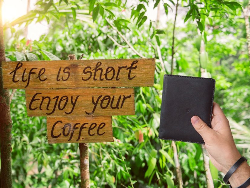 Cestovní peněženka z kůže černá