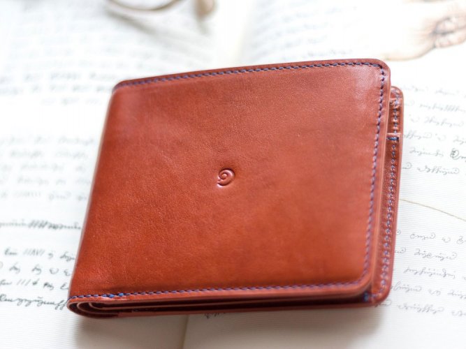Leather coin wallet for work - brown