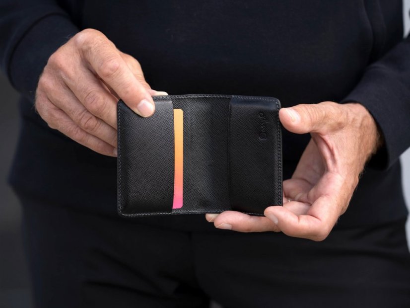 Kožené pouzdro na vizitky a karty - Saffiano černá