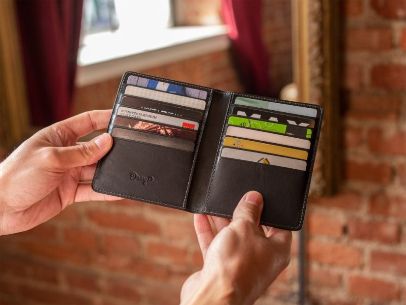 Leather cards case black