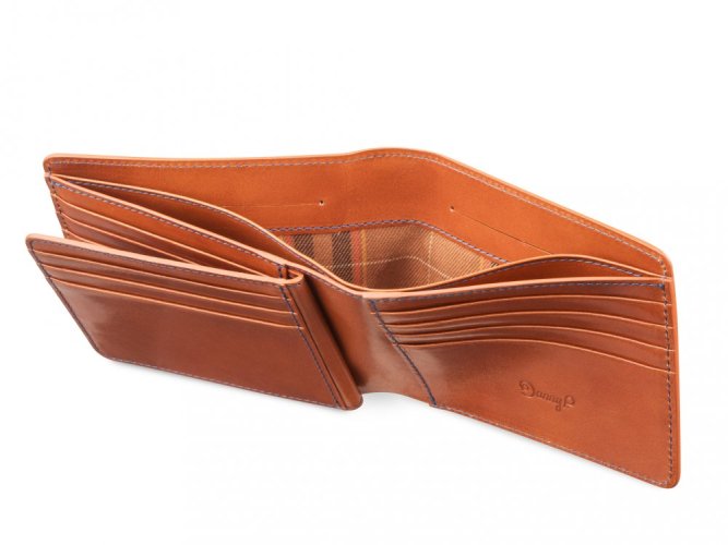 Leather wallet and two compartments for banknotes - brown