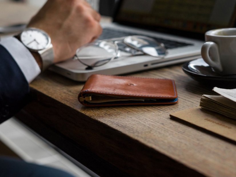 Kožená peněženka s klipem na bankovky - hnědá/modrá