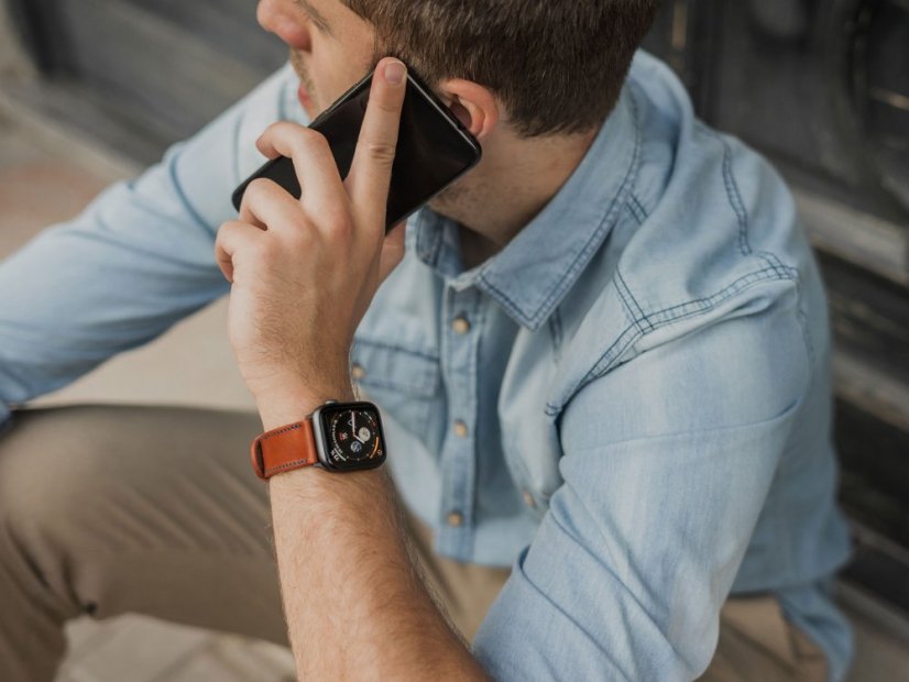 Kožený řemínek pro Apple Watch - hnědá